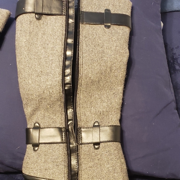 Layerd Boots - Picture 3 of 3